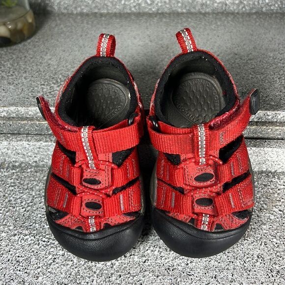 Keen Whisperer Red Closed Toed Sandals Shoes Outdoor Hiking Size 4 Toddler - Picture 4 of 7